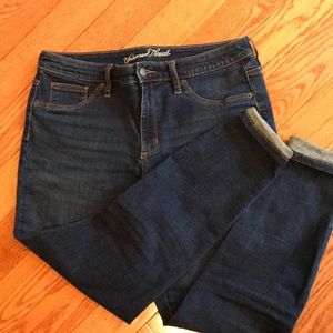 Universal Thread Jegging